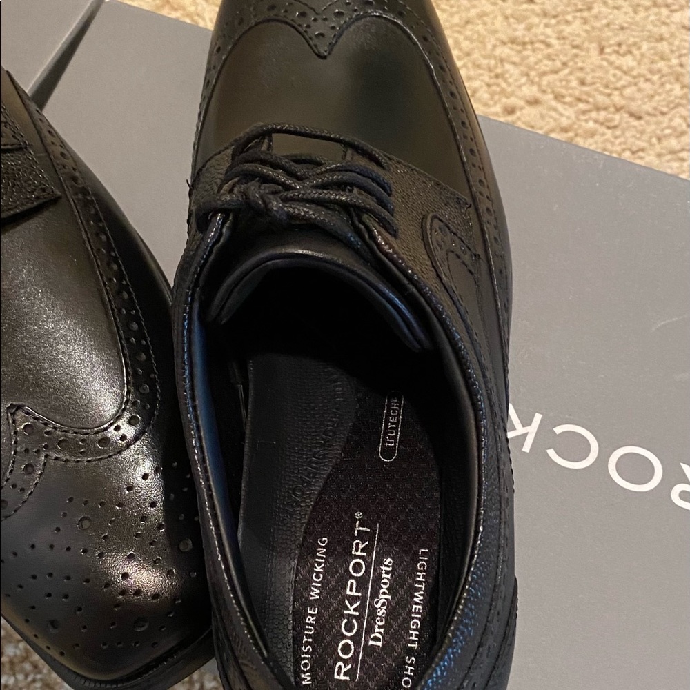 Shoes - Picture 4 of 7